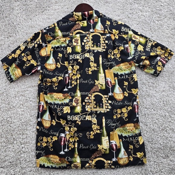 Go Barefoot Shirt Mens Small Black Wine Print Button Up Hawaiian Vacation Resort - Picture 7 of 10
